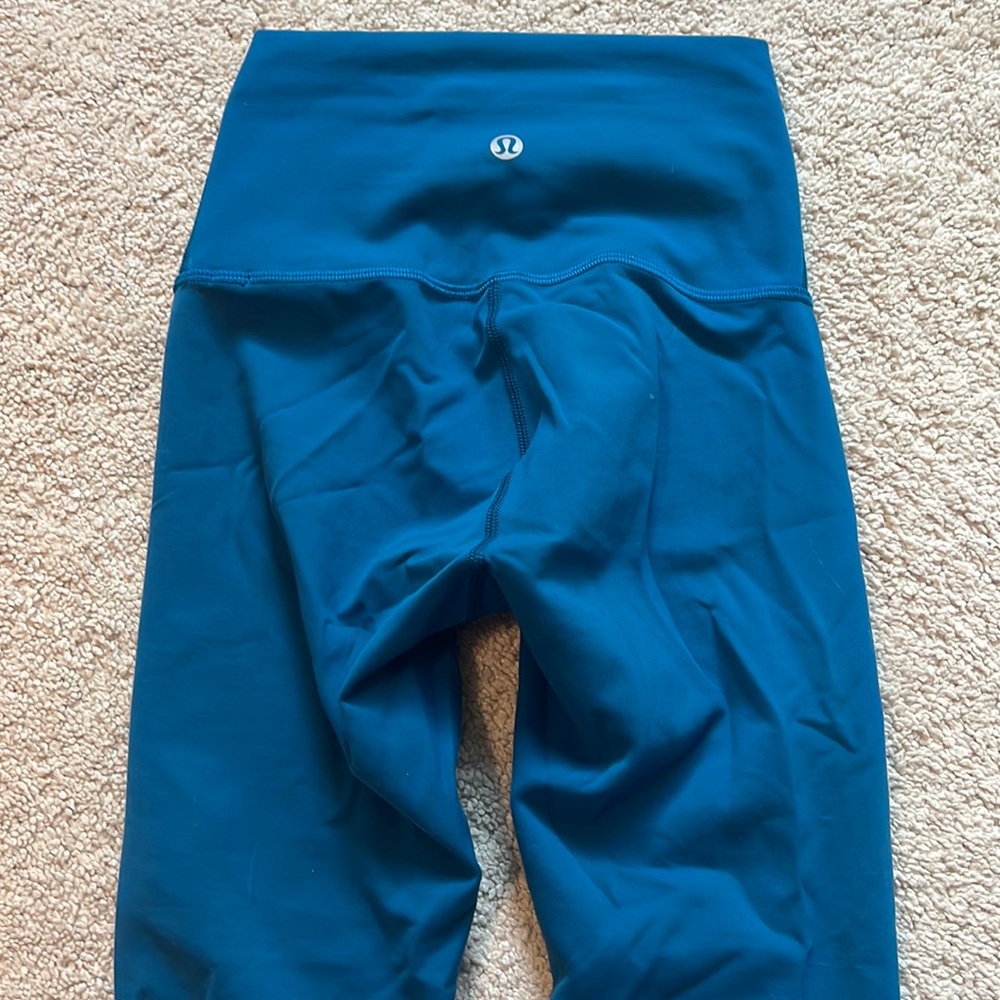 RARE Blue capri wunder train lululemon leggings